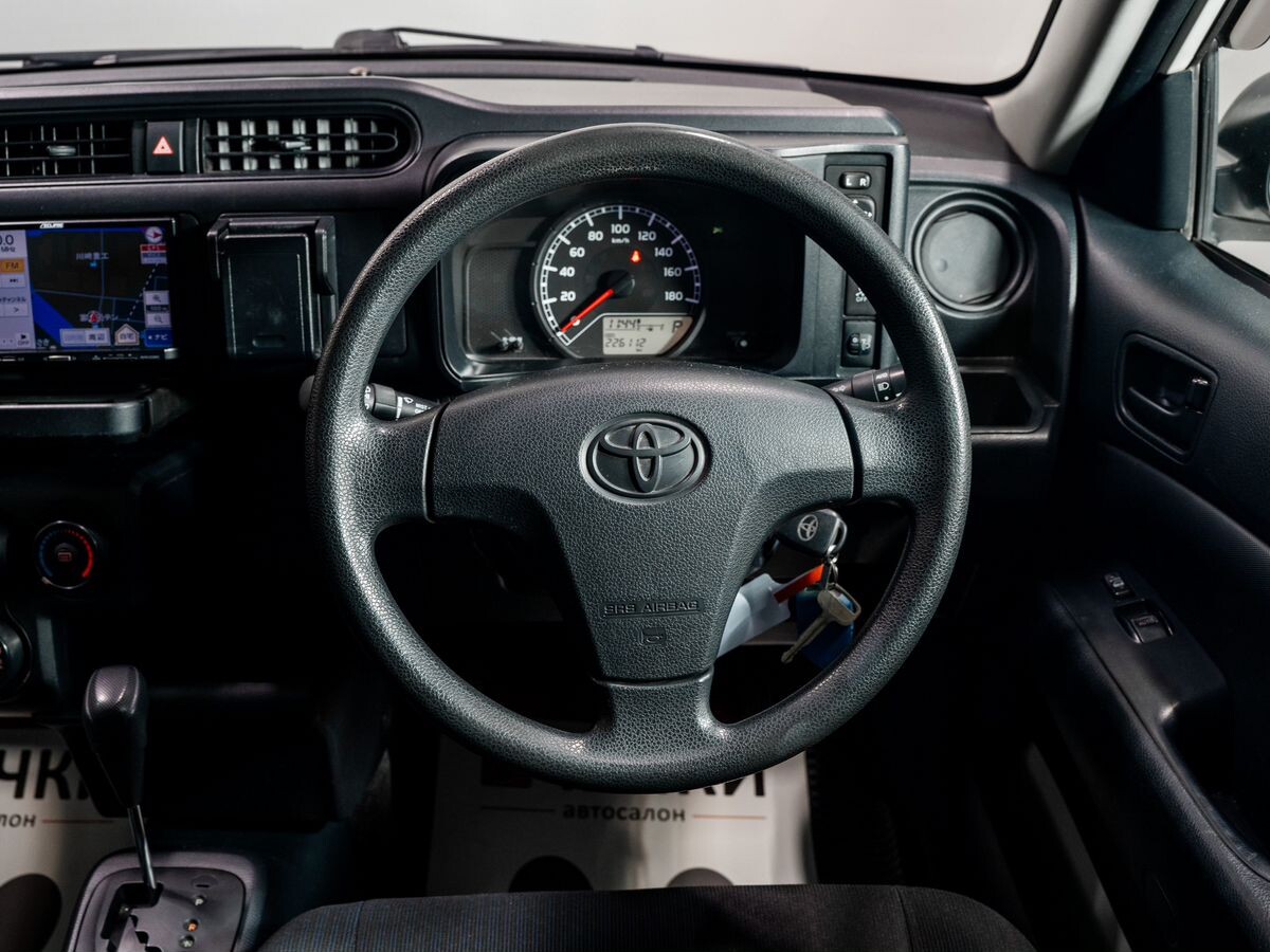Toyota Probox 2018 - фото автомобиля