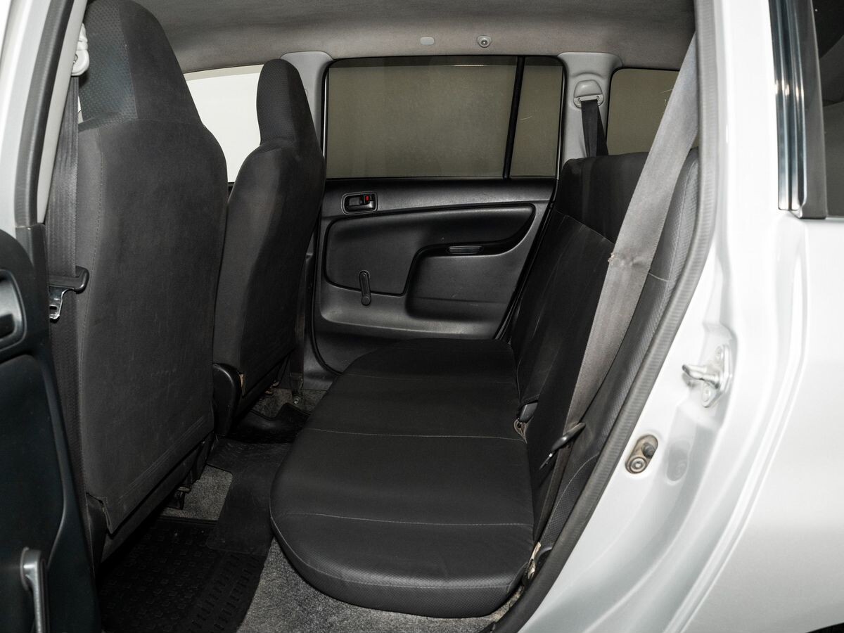 Toyota Probox 2010 - фото автомобиля