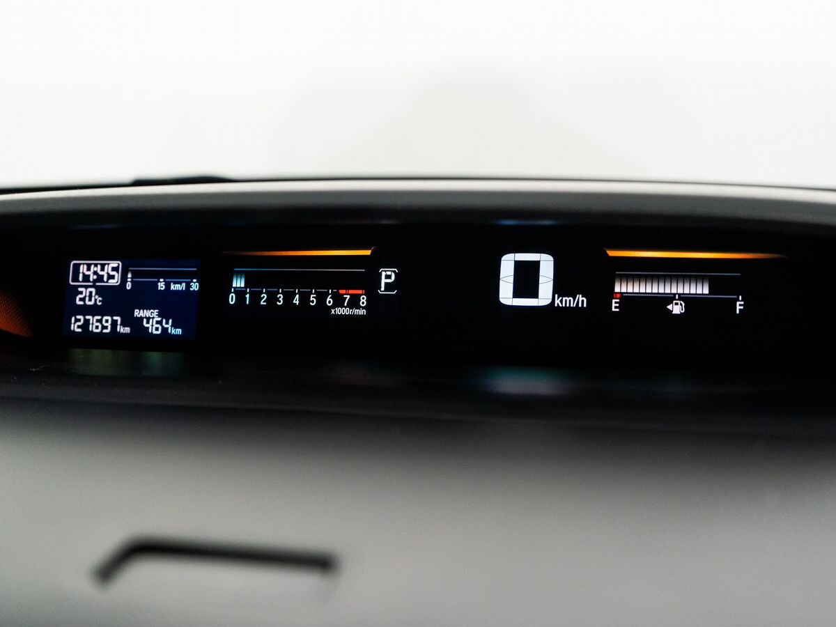 Honda Stepwgn 2015 - фото автомобиля