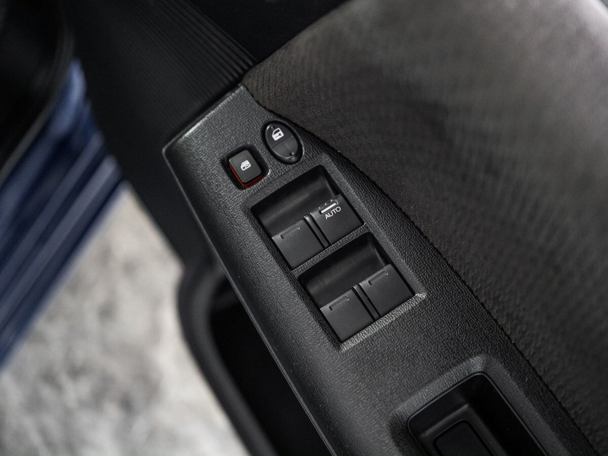 Honda Freed 2012 - фото автомобиля