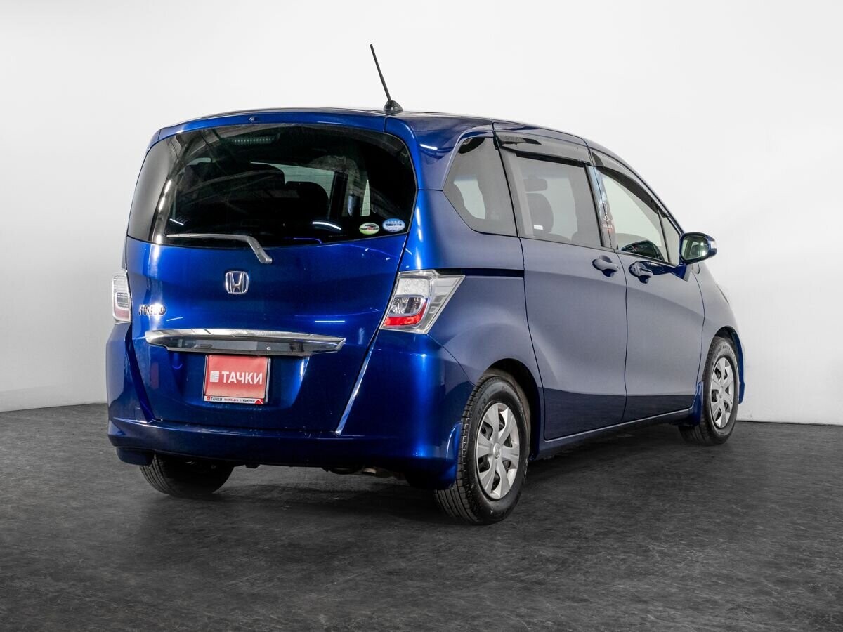 Honda Freed 2012 - фото автомобиля