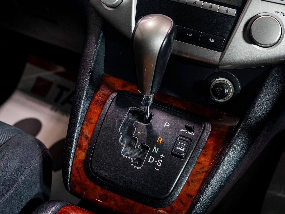 Toyota Harrier 2005 - фото автомобиля