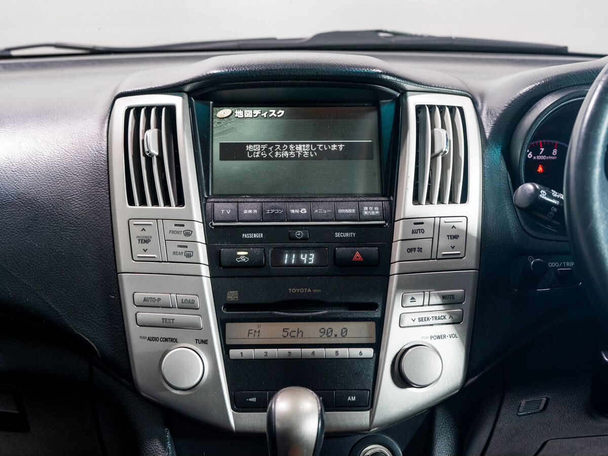 Toyota Harrier 2005 - фото автомобиля