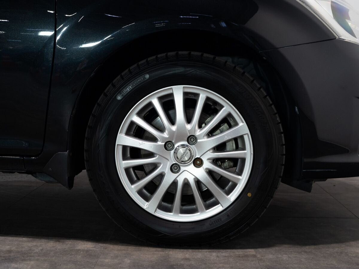 Toyota Corolla Fielder 2012 - фото автомобиля