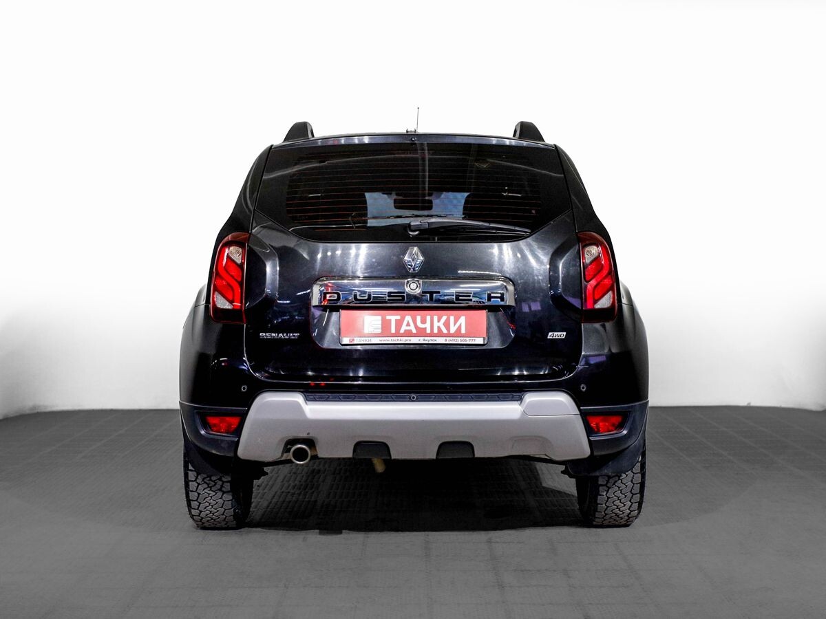 Renault Duster 2017 - фото автомобиля