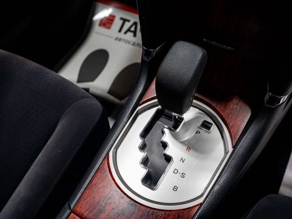 Toyota Allion 2010 - фото автомобиля