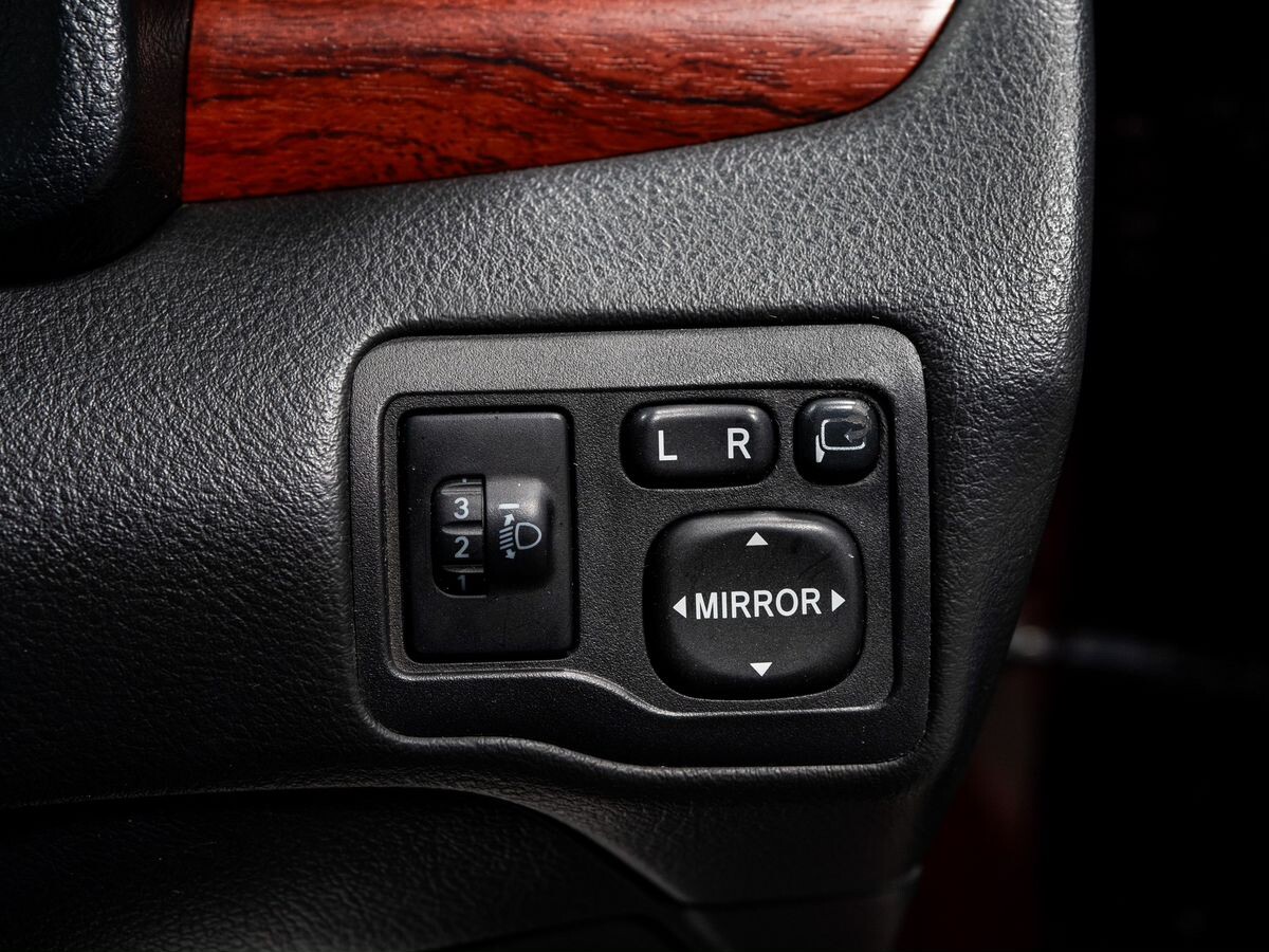 Toyota Allion 2010 - фото автомобиля