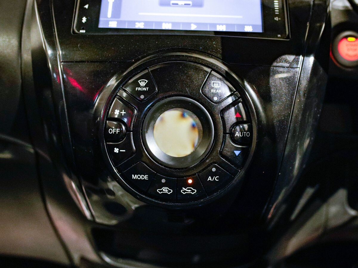 Nissan Note 2017 - фото автомобиля