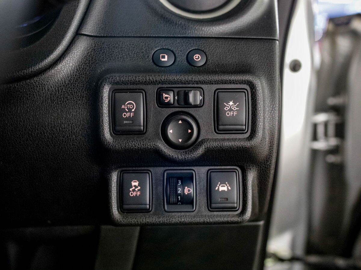Nissan Note 2017 - фото автомобиля