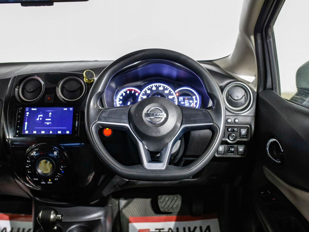 Nissan Note 2017 - фото автомобиля