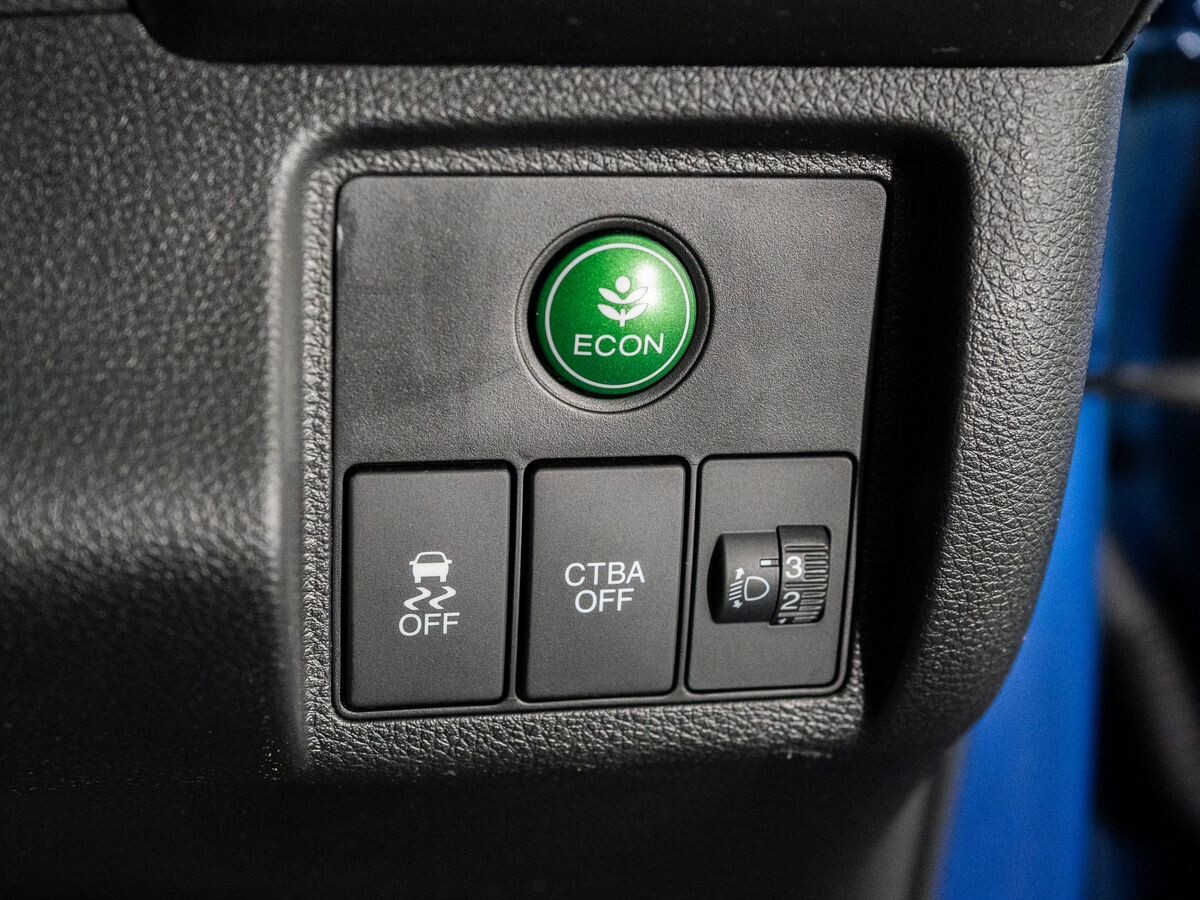 Honda Vezel 2015 - фото автомобиля