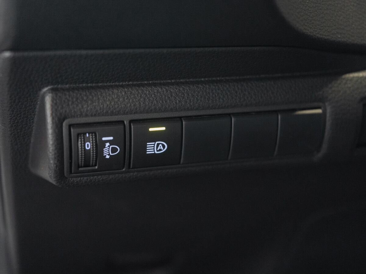 Toyota Corolla 2021 - фото автомобиля