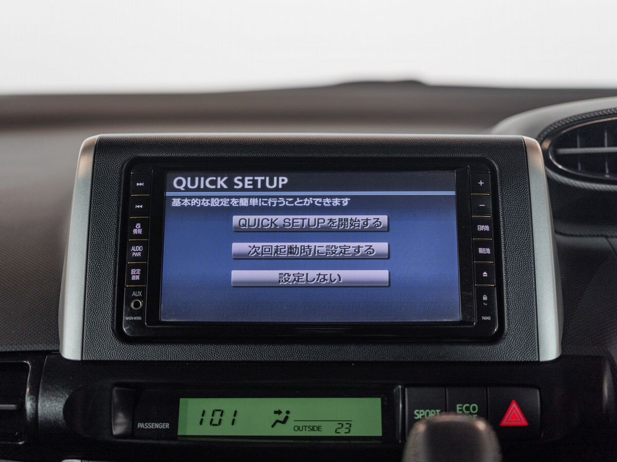 Toyota Wish 2009 - фото автомобиля