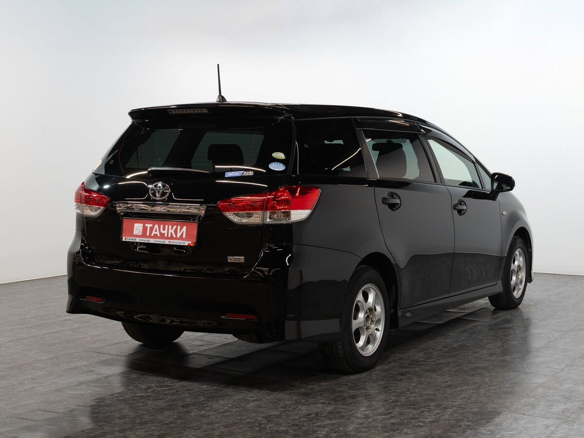 Toyota Wish 2009 - фото автомобиля
