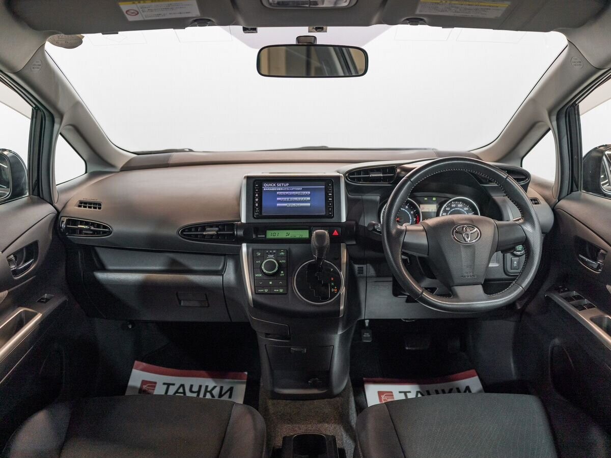 Toyota Wish 2009 - фото автомобиля