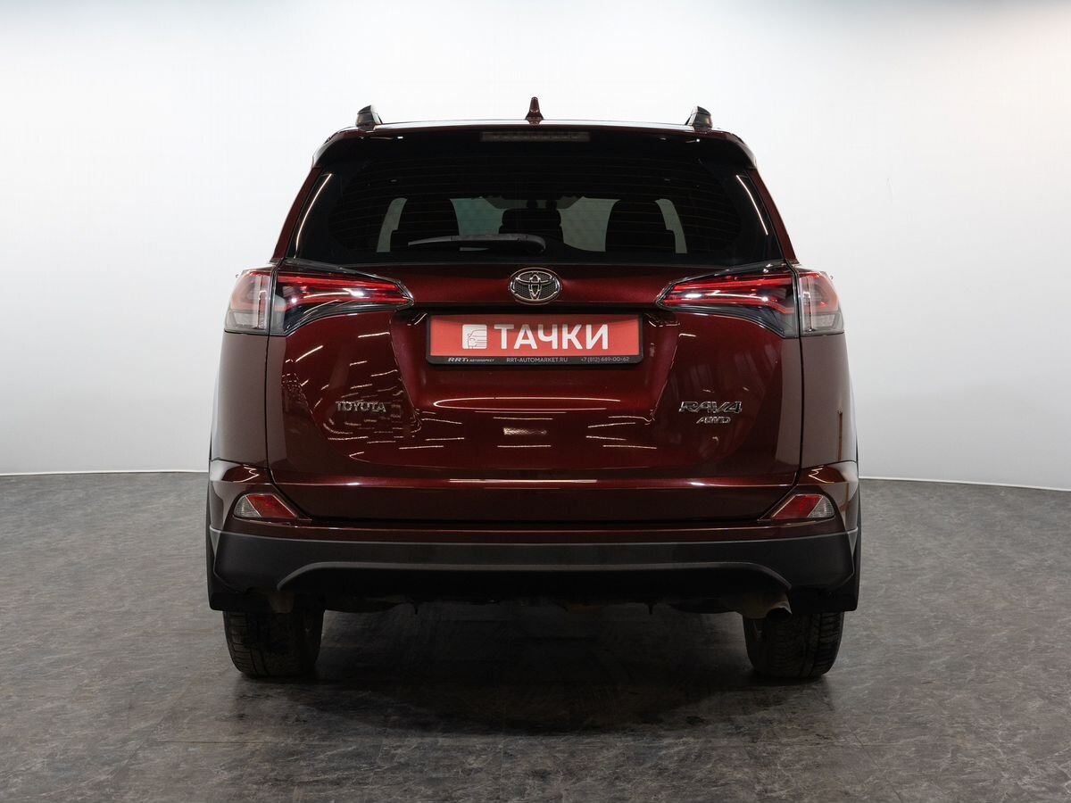 Toyota RAV4 2018 - фото автомобиля
