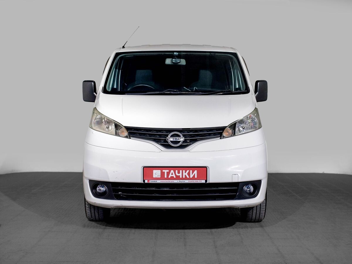 Nissan NV200 2015 - фото автомобиля