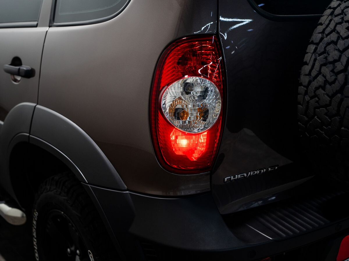 Chevrolet Niva 2016 - фото автомобиля