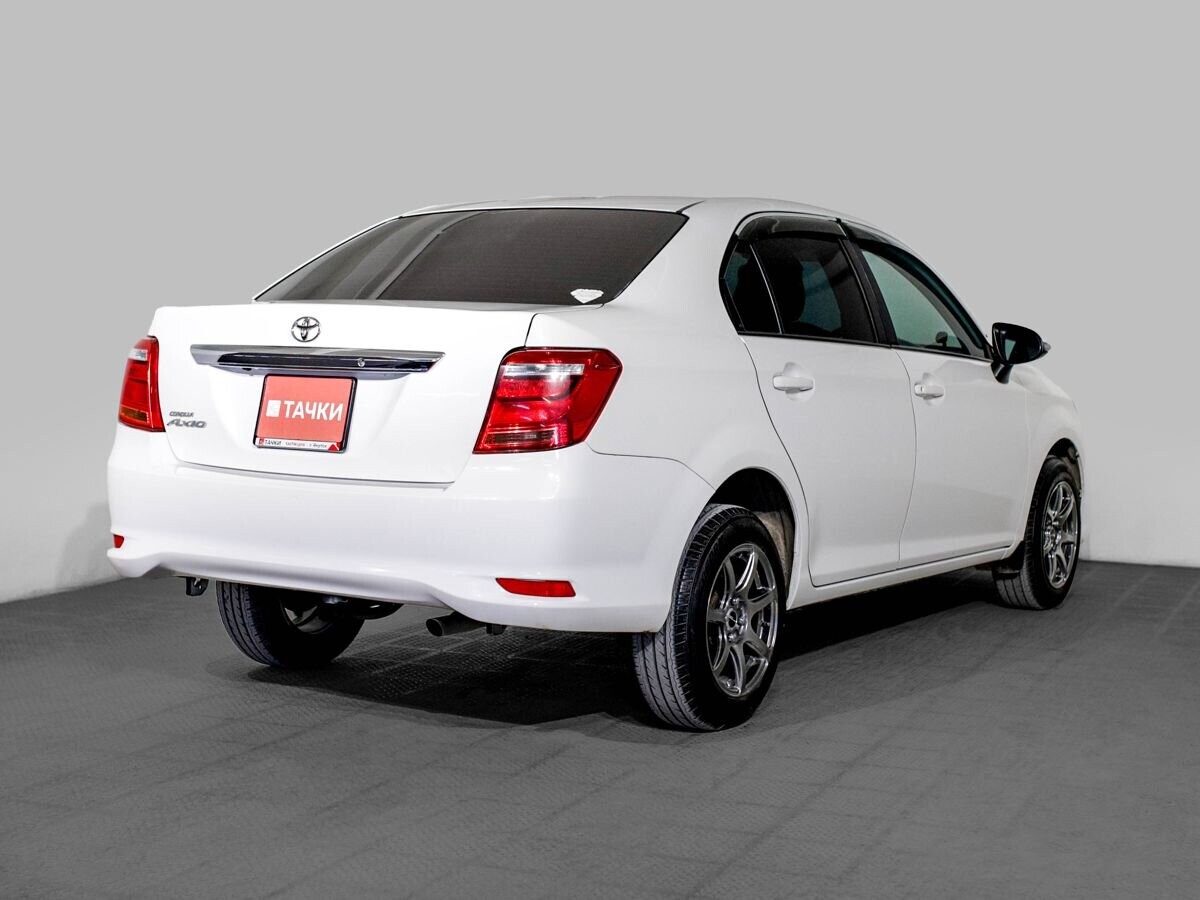 Toyota Corolla Axio 2017 - фото автомобиля