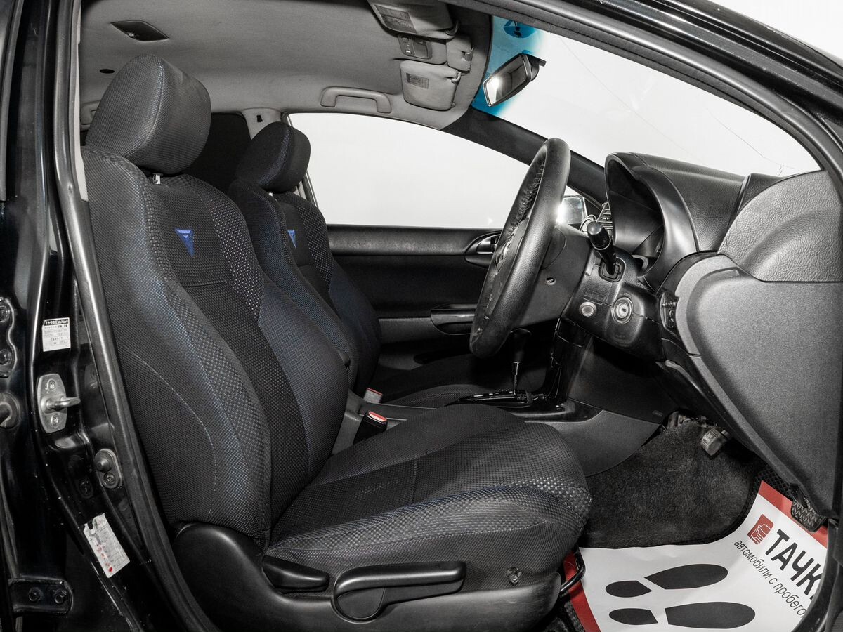 Toyota Caldina 2003 - фото автомобиля