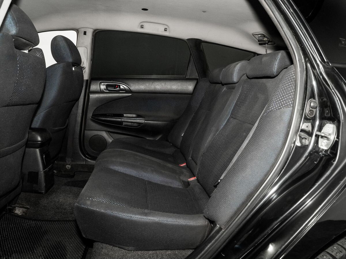 Toyota Caldina 2003 - фото автомобиля