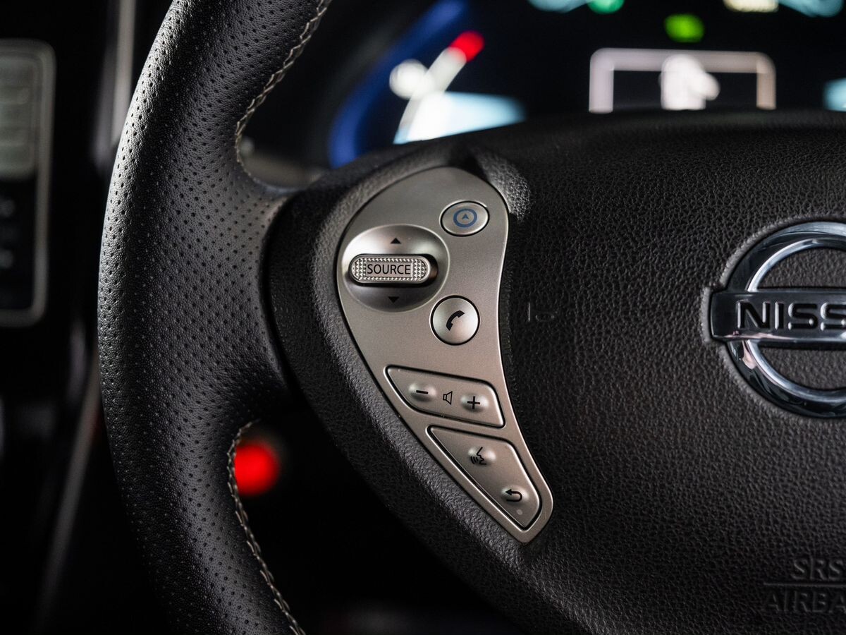 Nissan Leaf 2014 - фото автомобиля