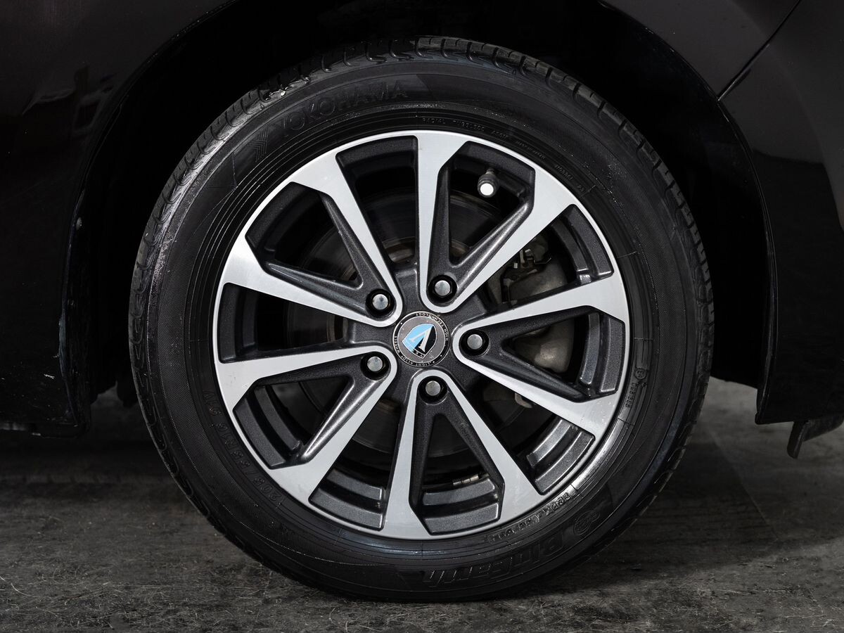Nissan Leaf 2014 - фото автомобиля