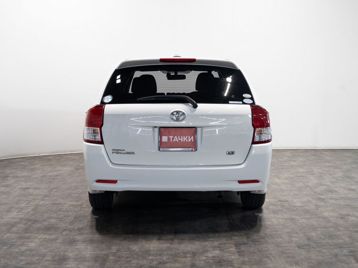 Toyota Corolla Fielder 2012 - фото автомобиля