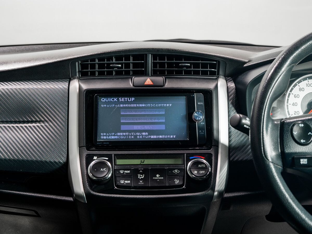 Toyota Corolla Fielder 2012 - фото автомобиля