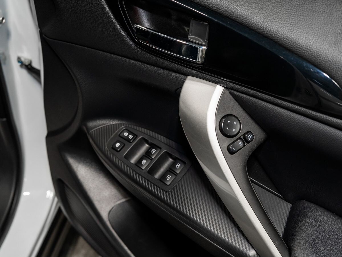 Mitsubishi Eclipse Cross 2021 - фото автомобиля