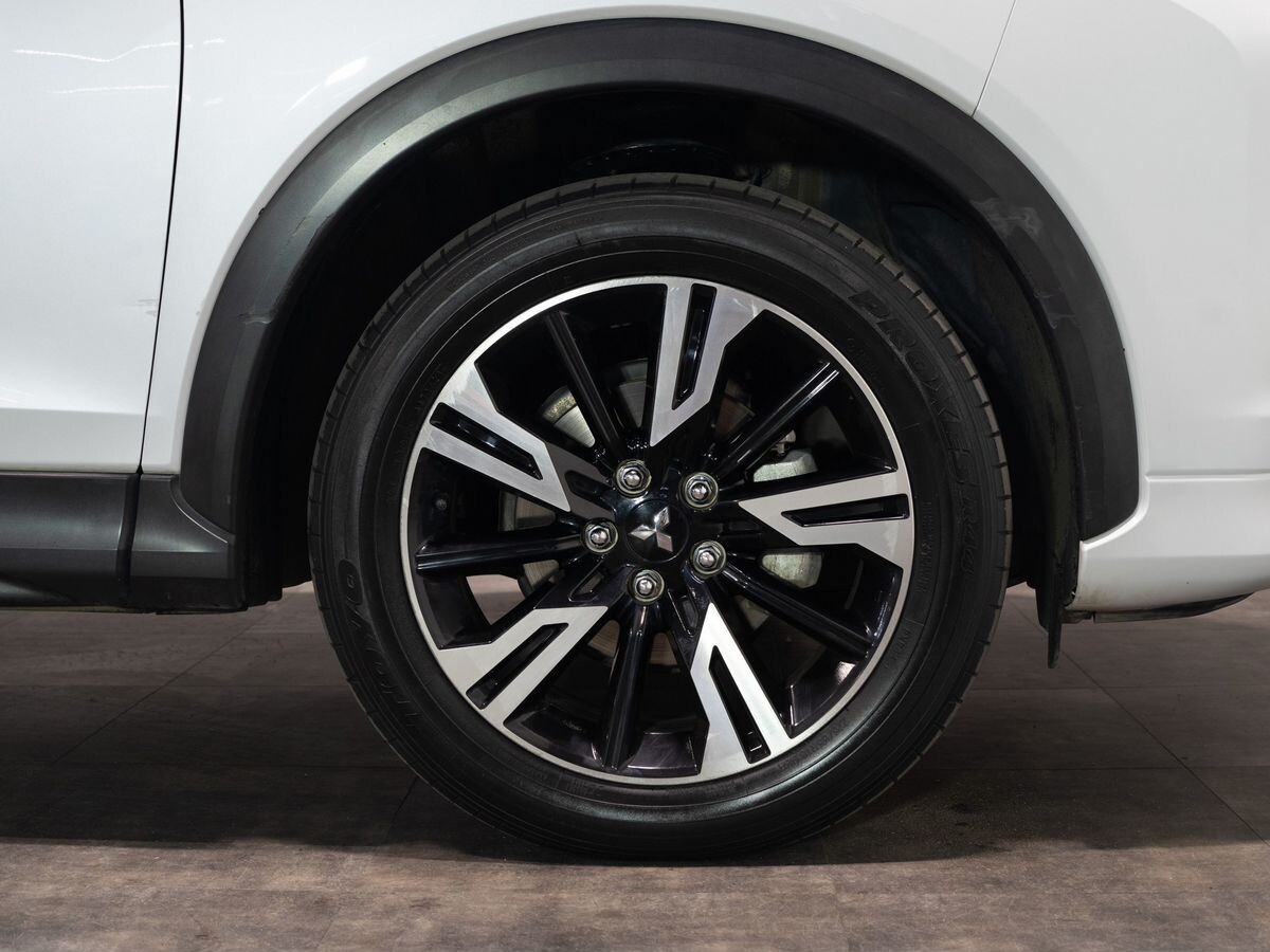 Mitsubishi Eclipse Cross 2021 - фото автомобиля