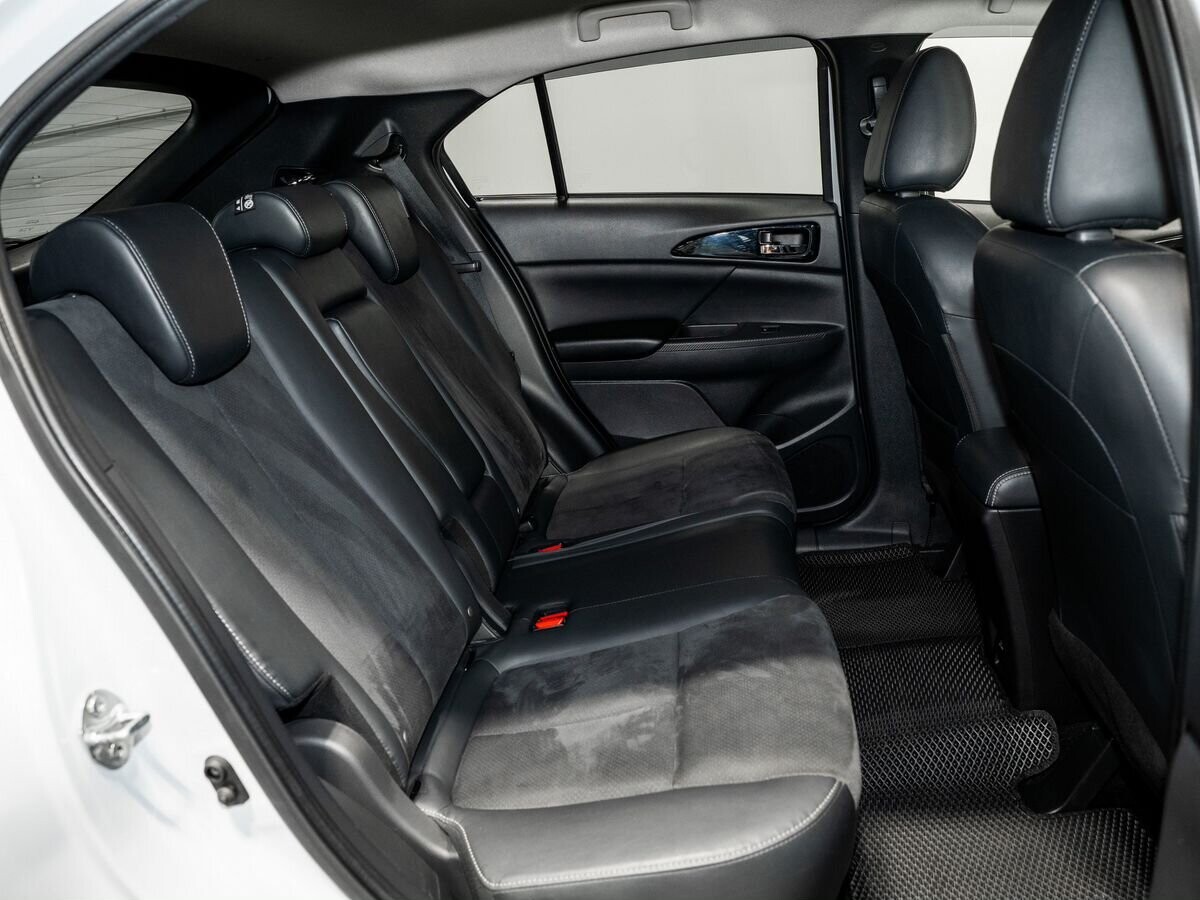 Mitsubishi Eclipse Cross 2021 - фото автомобиля