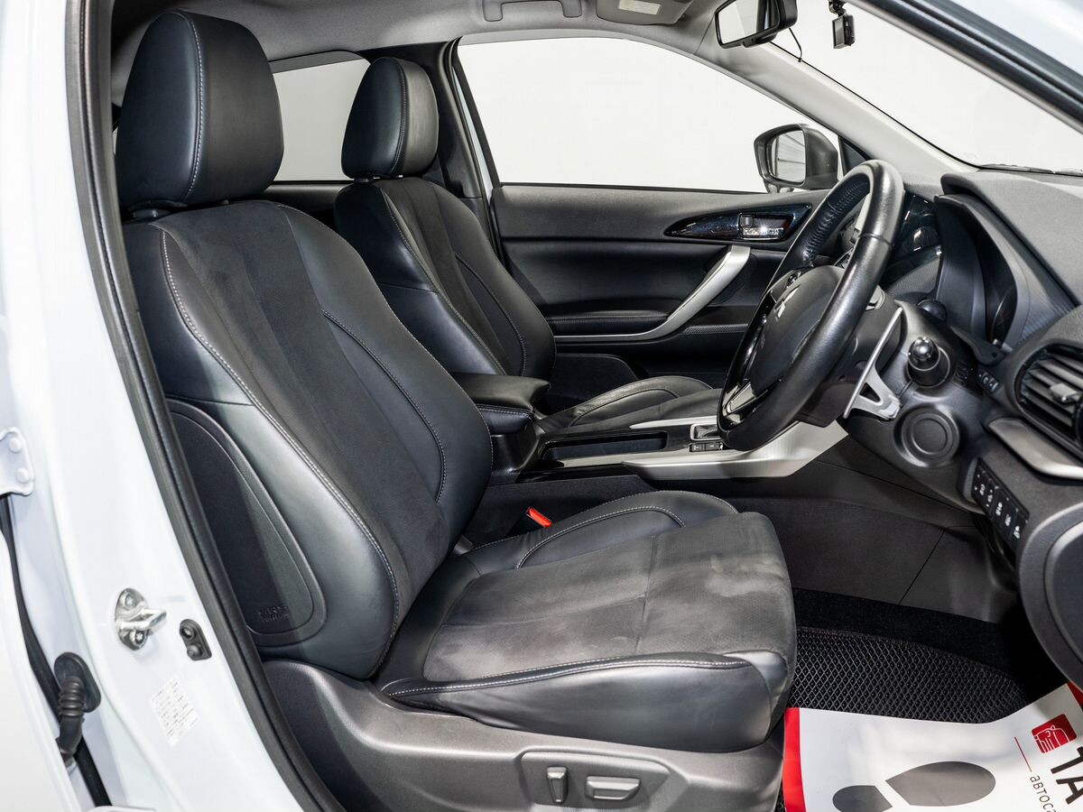 Mitsubishi Eclipse Cross 2021 - фото автомобиля
