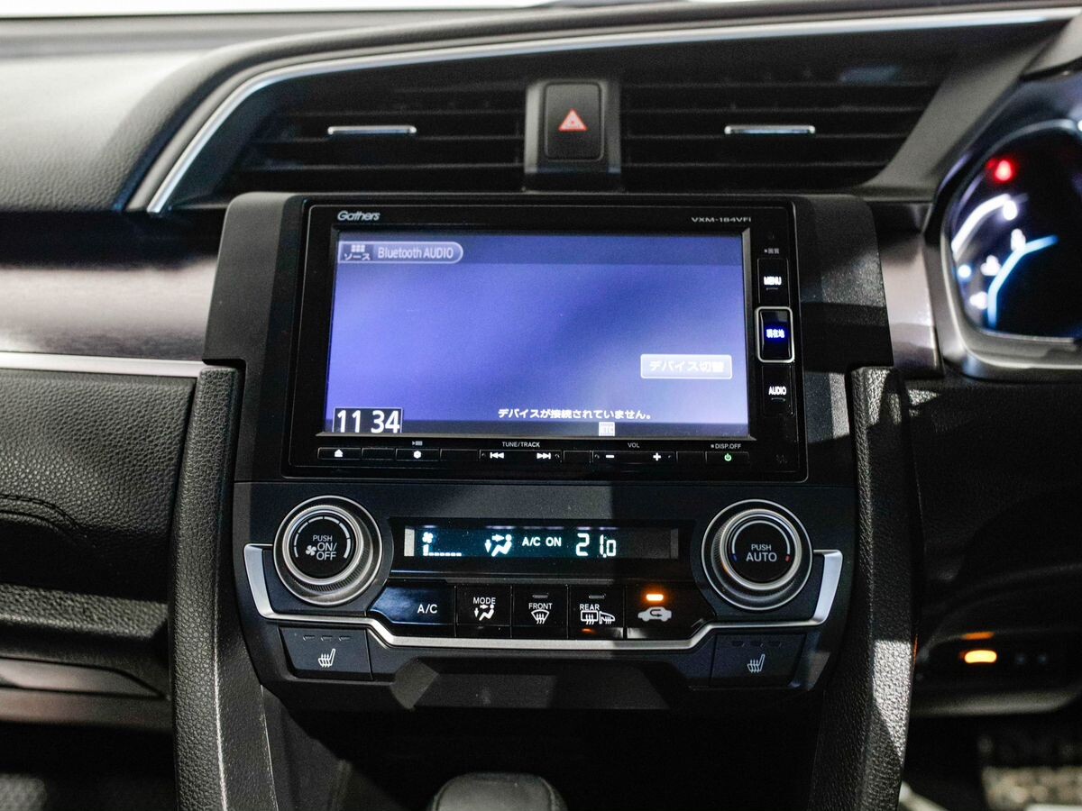 Honda Civic 2018 - фото автомобиля