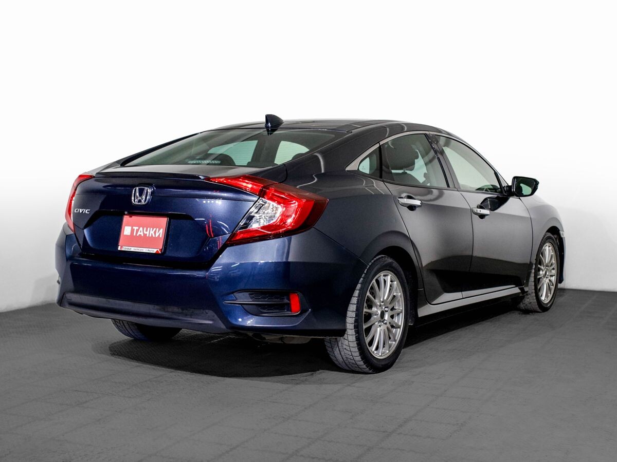Honda Civic 2018 - фото автомобиля