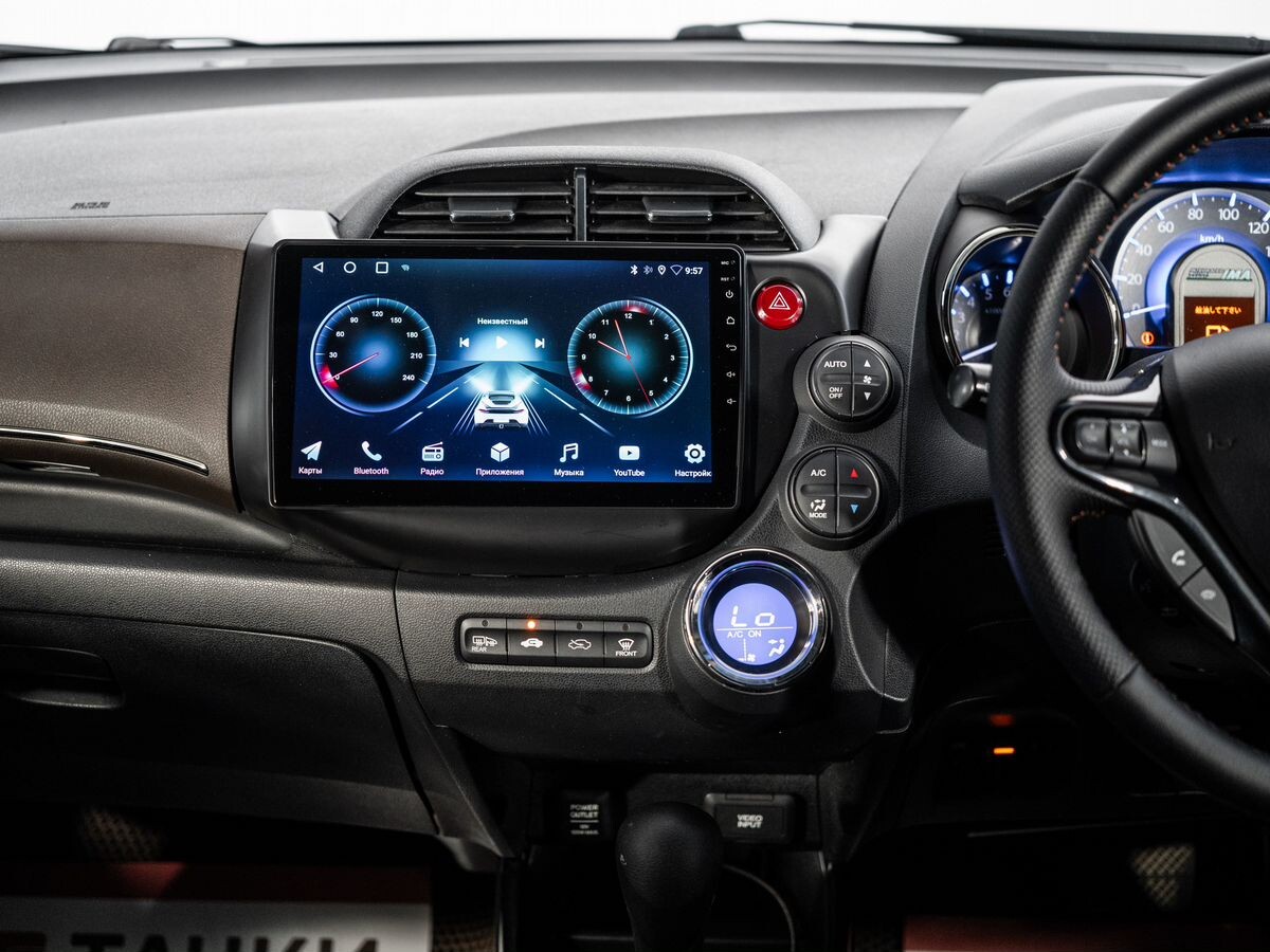 Honda Fit Shuttle 2012 - фото автомобиля