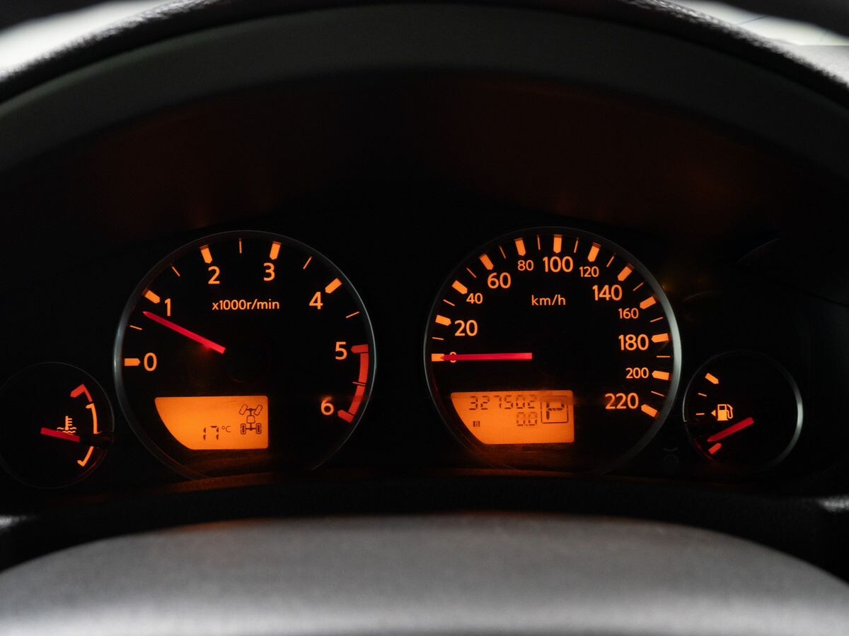 Nissan Pathfinder 2007 - фото автомобиля