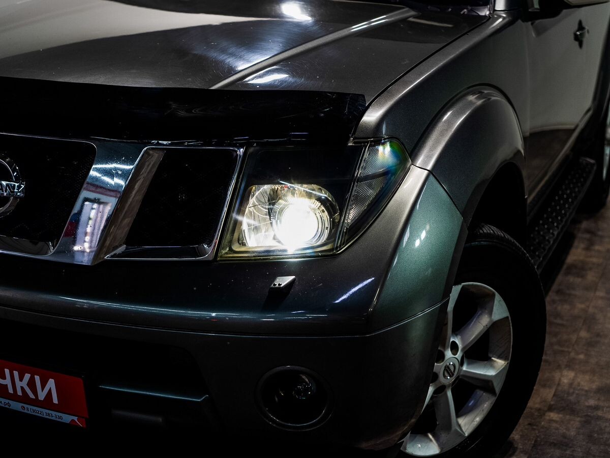 Nissan Pathfinder 2007 - фото автомобиля