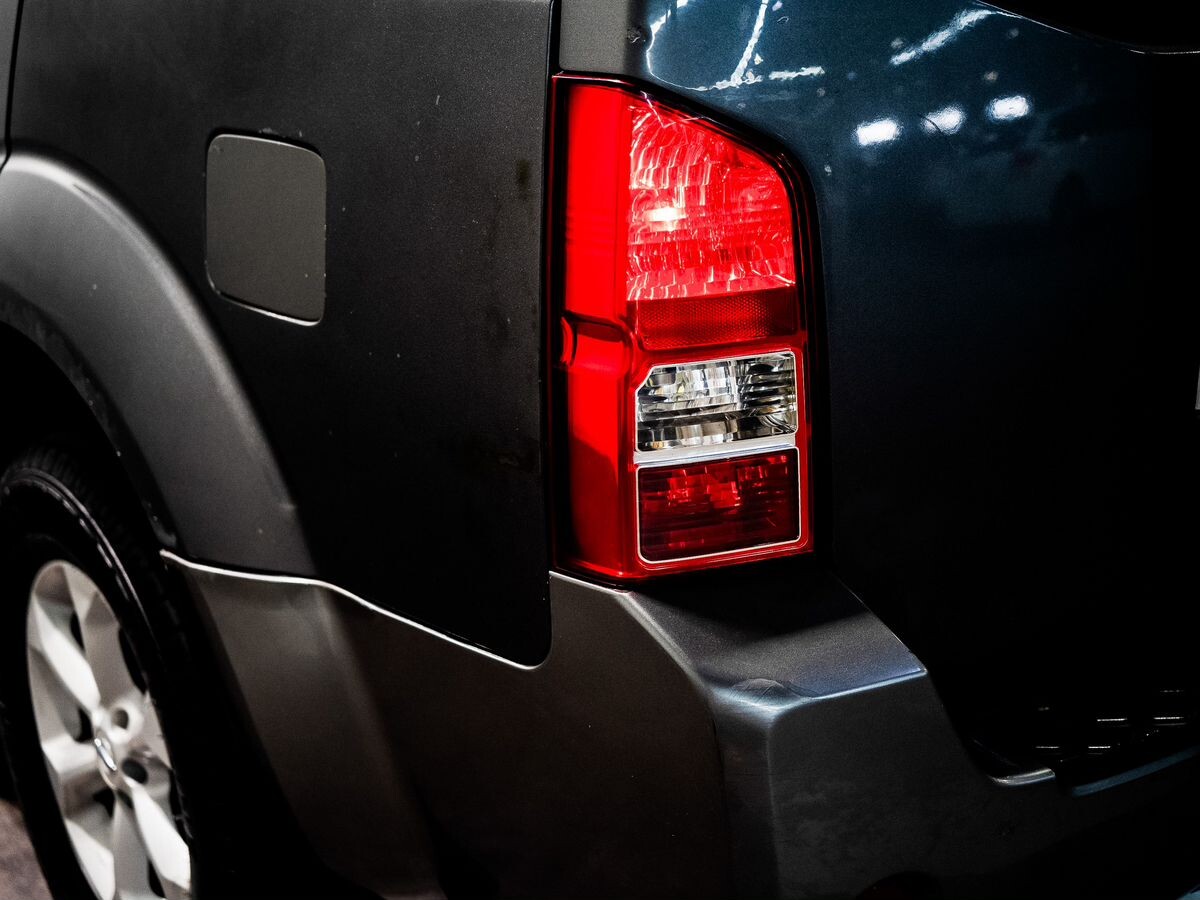 Nissan Pathfinder 2007 - фото автомобиля