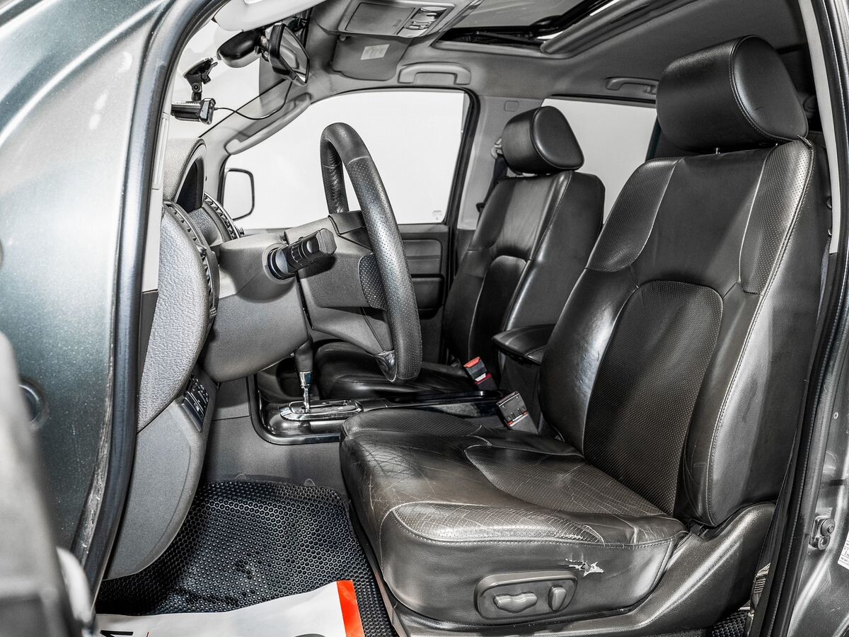 Nissan Pathfinder 2007 - фото автомобиля