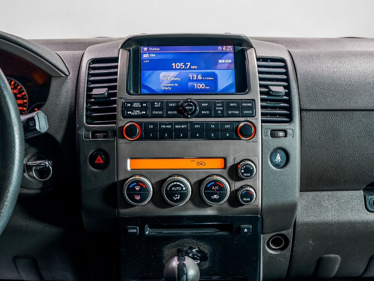 Nissan Pathfinder 2007 - фото автомобиля