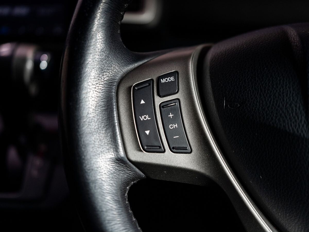 Honda Freed Spike 2013 - фото автомобиля