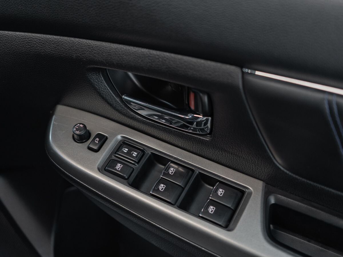 Subaru Levorg 2015 - фото автомобиля
