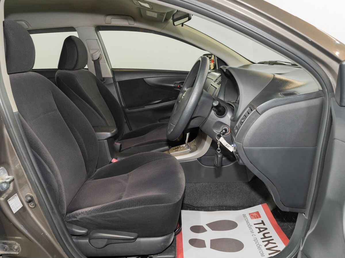 Toyota Corolla Fielder 2010 - фото автомобиля