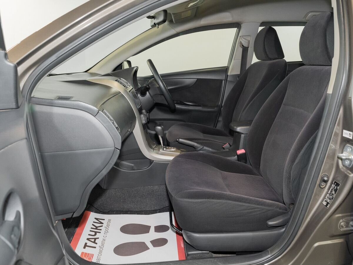 Toyota Corolla Fielder 2010 - фото автомобиля