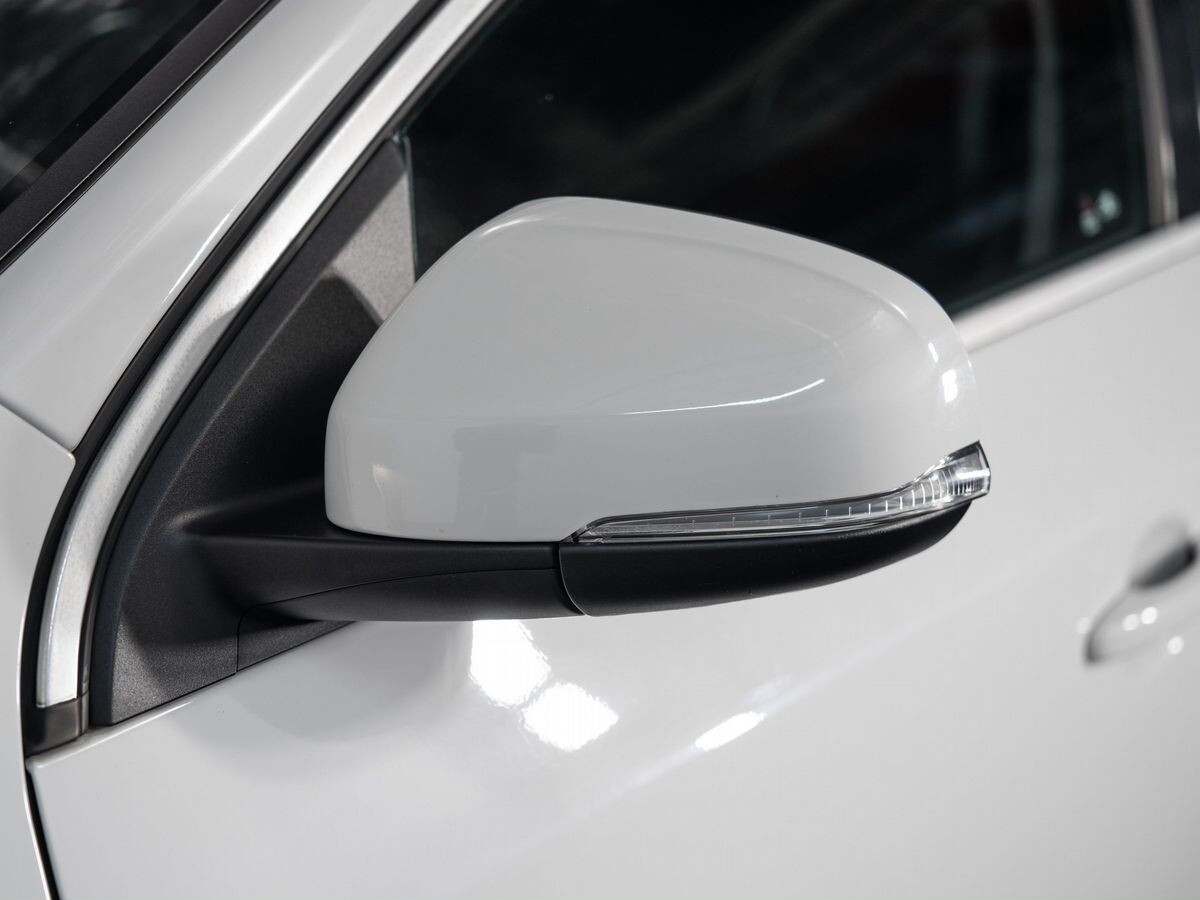 Volvo V60 2013 - фото автомобиля