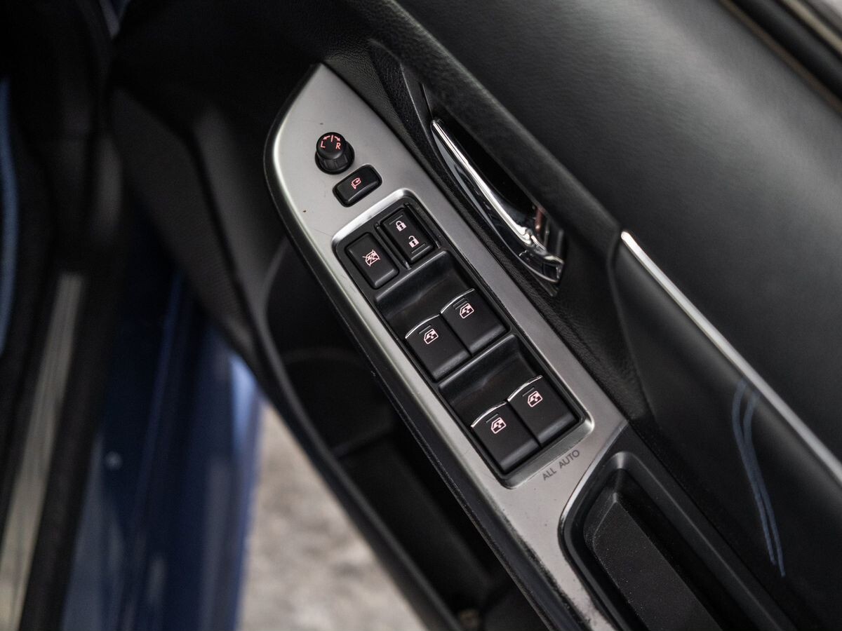 Subaru Levorg 2015 - фото автомобиля