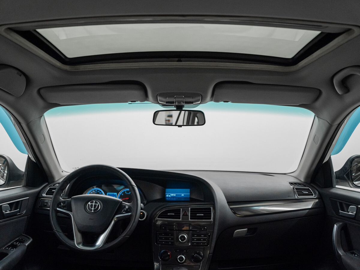 Brilliance V5 2015 - фото автомобиля