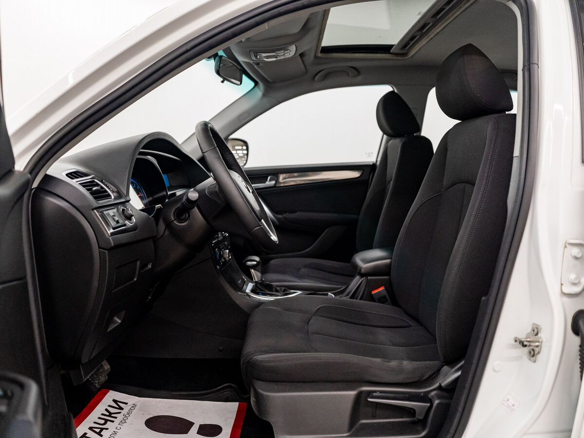 Brilliance V5 2015 - фото автомобиля