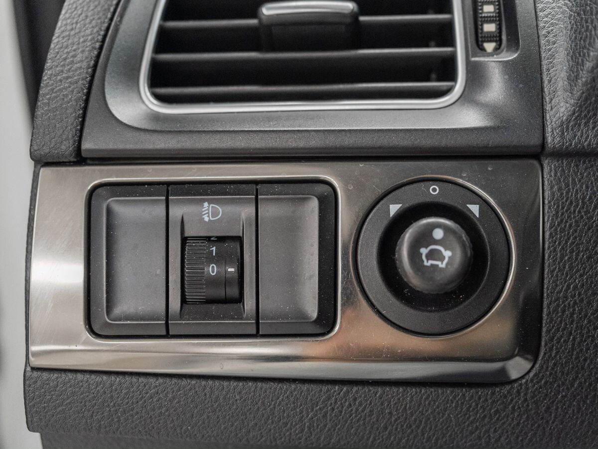 Brilliance V5 2015 - фото автомобиля
